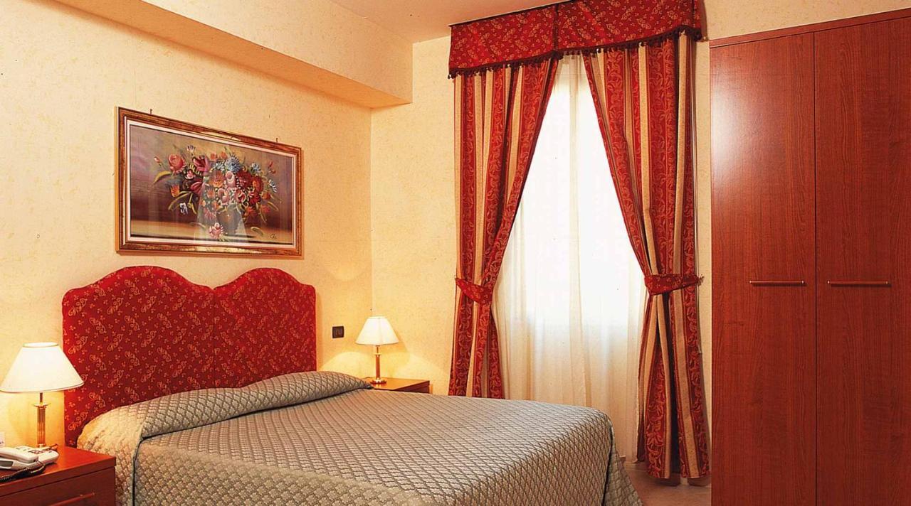 Stromboli Hotel Roma